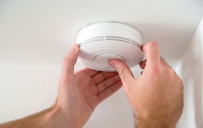 Detects fires early.
